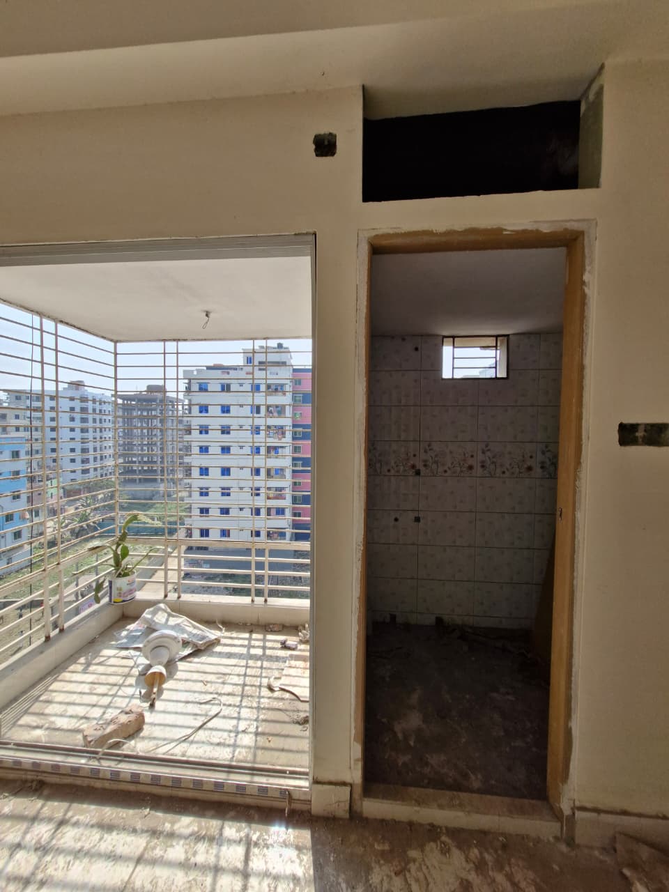 Premium Apartment on Badsha Mia Road, Matuail | 1,200 Sq. Ft. | 3-Bed & 3-Bath